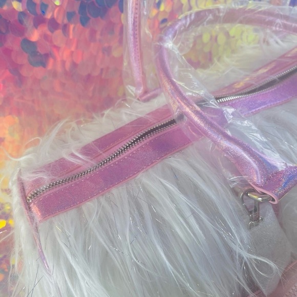 NWT - SUGAR THRILLZ FROSTBITTEN SHAGADELIC WEEKENDER BAG - Picture 9 of 9